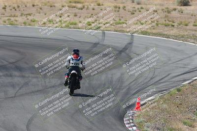 media/Apr-20-2025-AHRMA (Sun) [[393a79c373]]/Race/Group 2/Turn 4b/